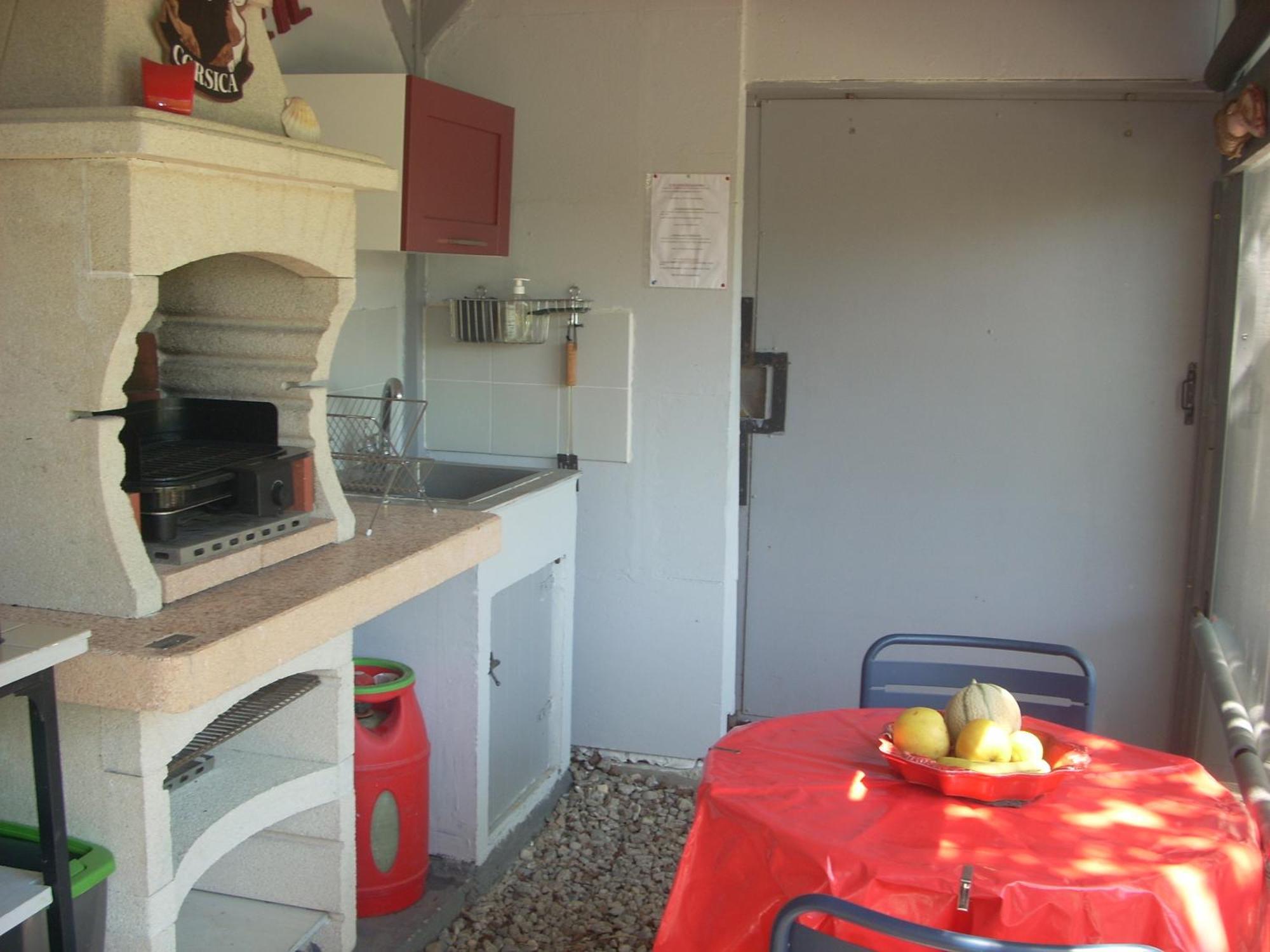 Sartène Chambre Independante Climatisee, Cuisine D'Ete, Piscine מראה חיצוני תמונה